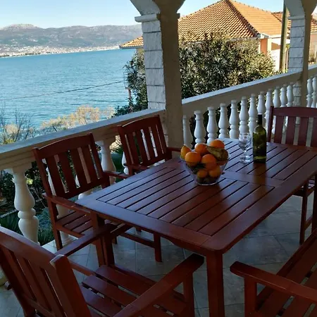 Studio Apartment Karmen Apartman