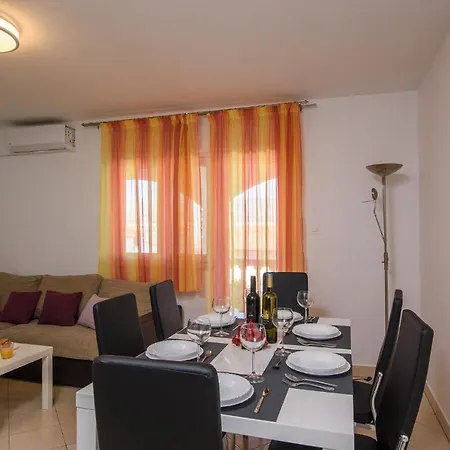 Apartman Studio Apartment Karmen Trogir