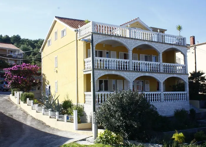 Studio Apartment Karmen *