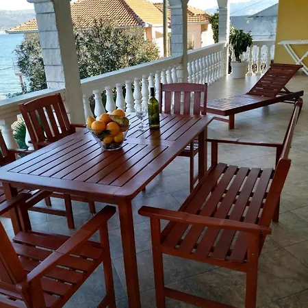 公寓 Studio Apartment Karmen