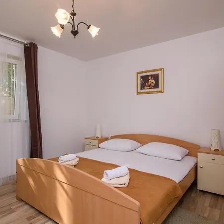 Studio Apartment Karmen *